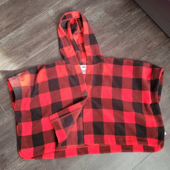 Old Navy Checkered Poncho - Picture 4 of 5